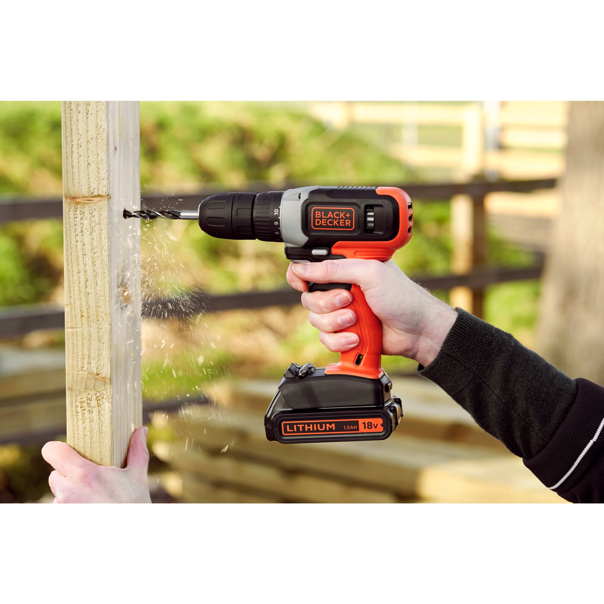 Black and decker best sale 18 volt drill charger