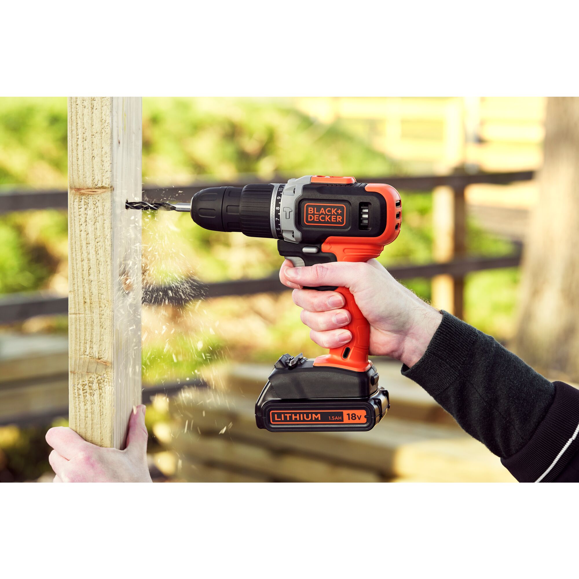 Black and decker cordless best sale hammer drill 18v review