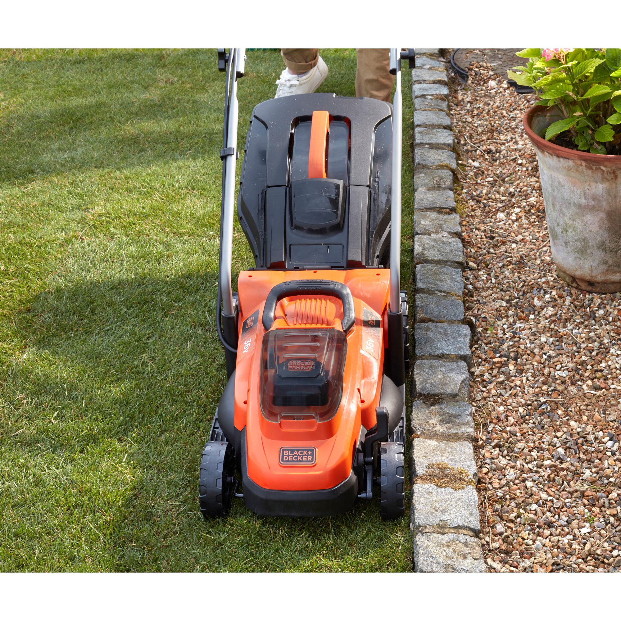 Black and decker 36v lawn outlet mower