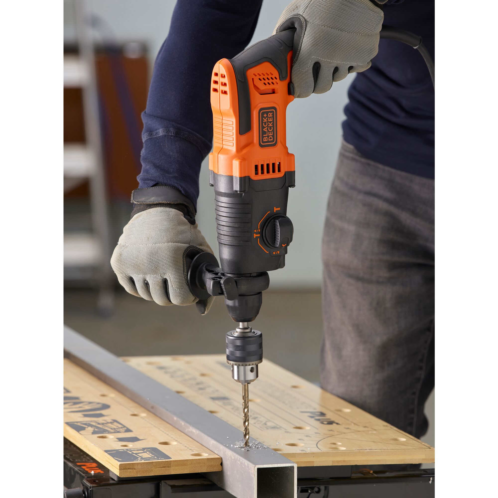 Black and decker 2025 sds hammer drill