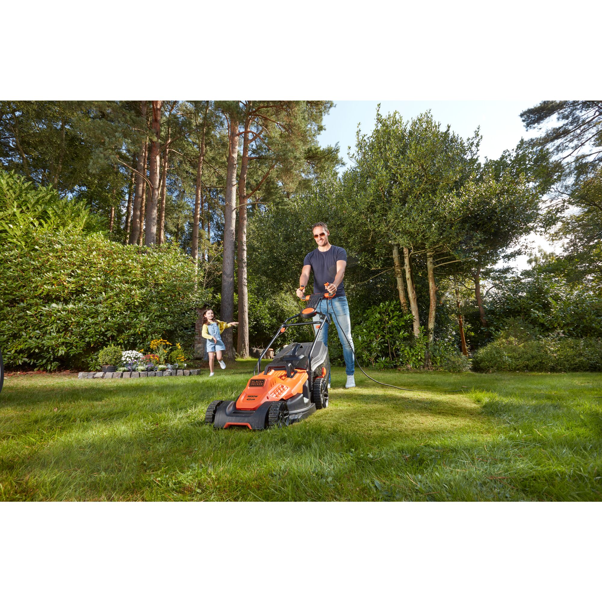 Black & decker edgemax best sale 1800w 42cm push mower