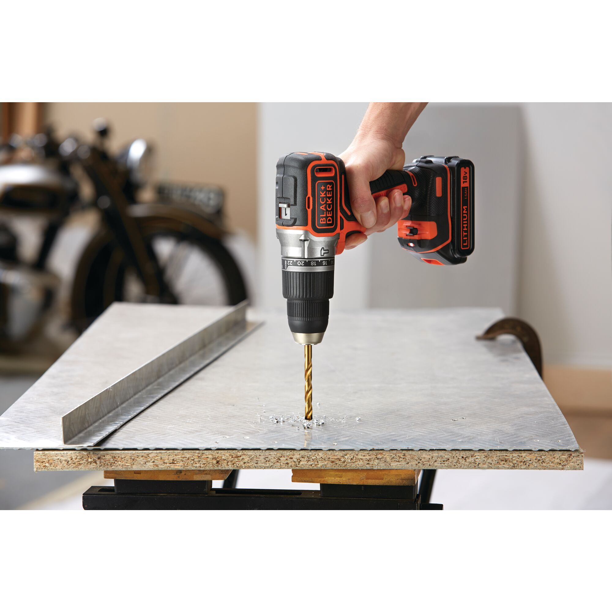 Black and decker drill hammer online setting